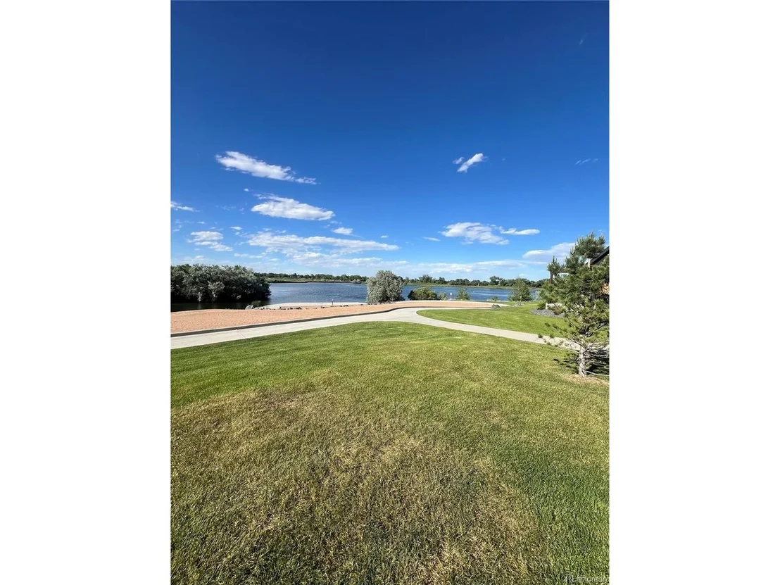 Photo of 1751 Barefoot Dr