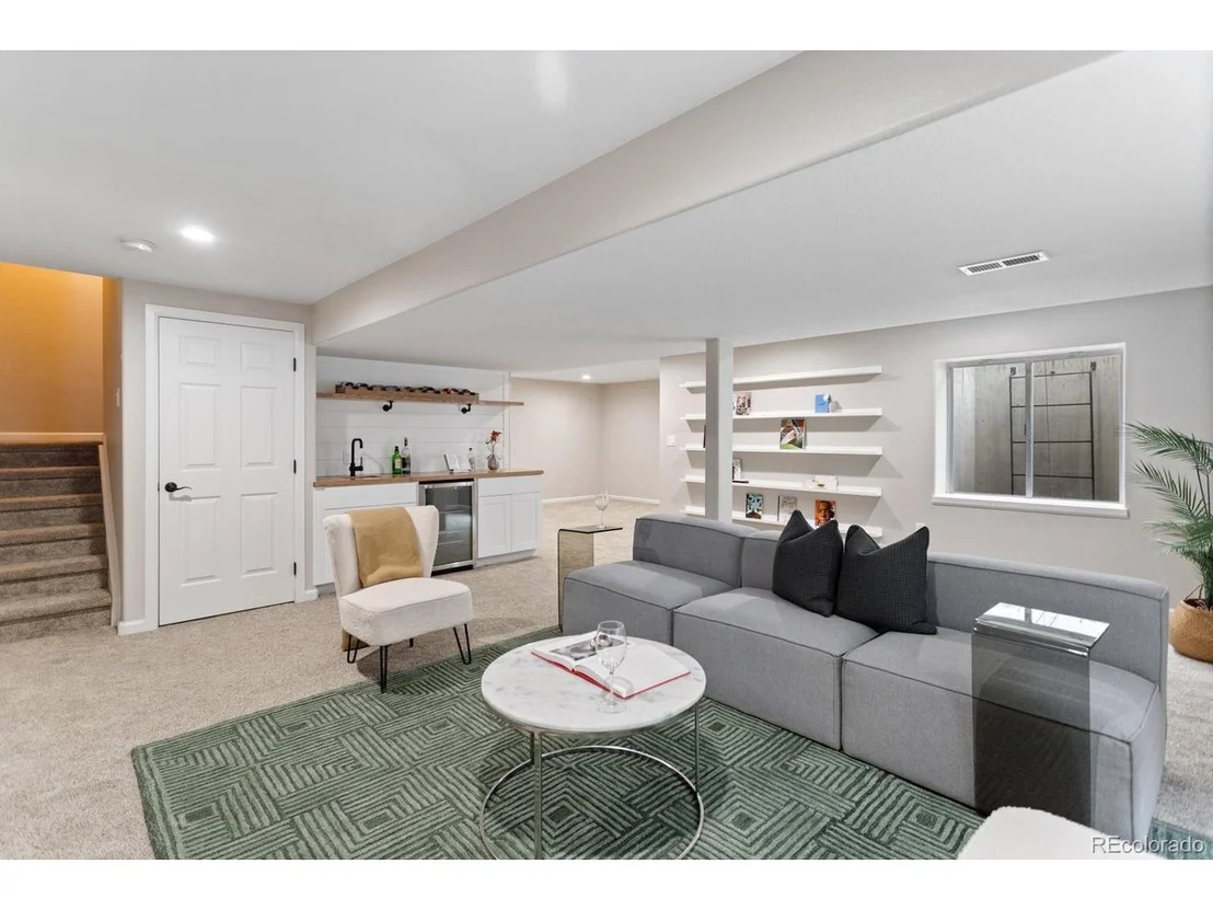 Photo of 6681 Secrest Cir