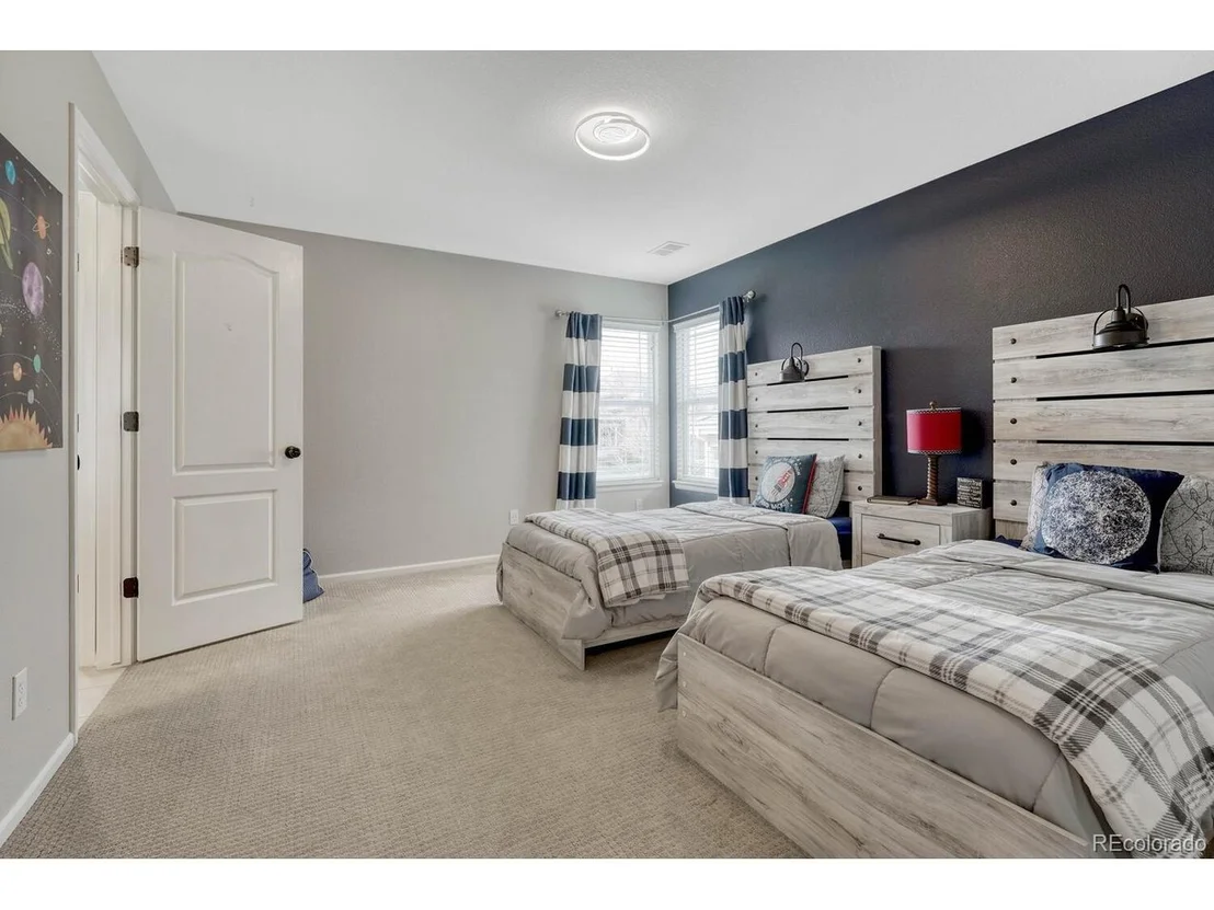 Photo of 5010 Persimmon Ln
