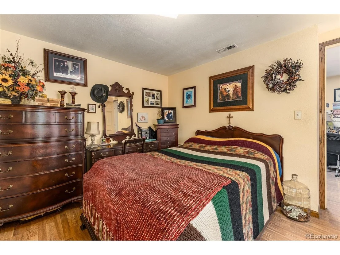 Photo of 200 Casey St