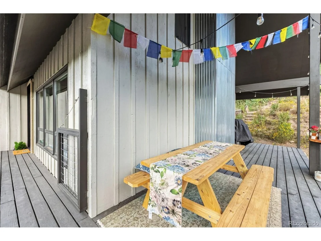 Photo of 218 Deer Path Rd