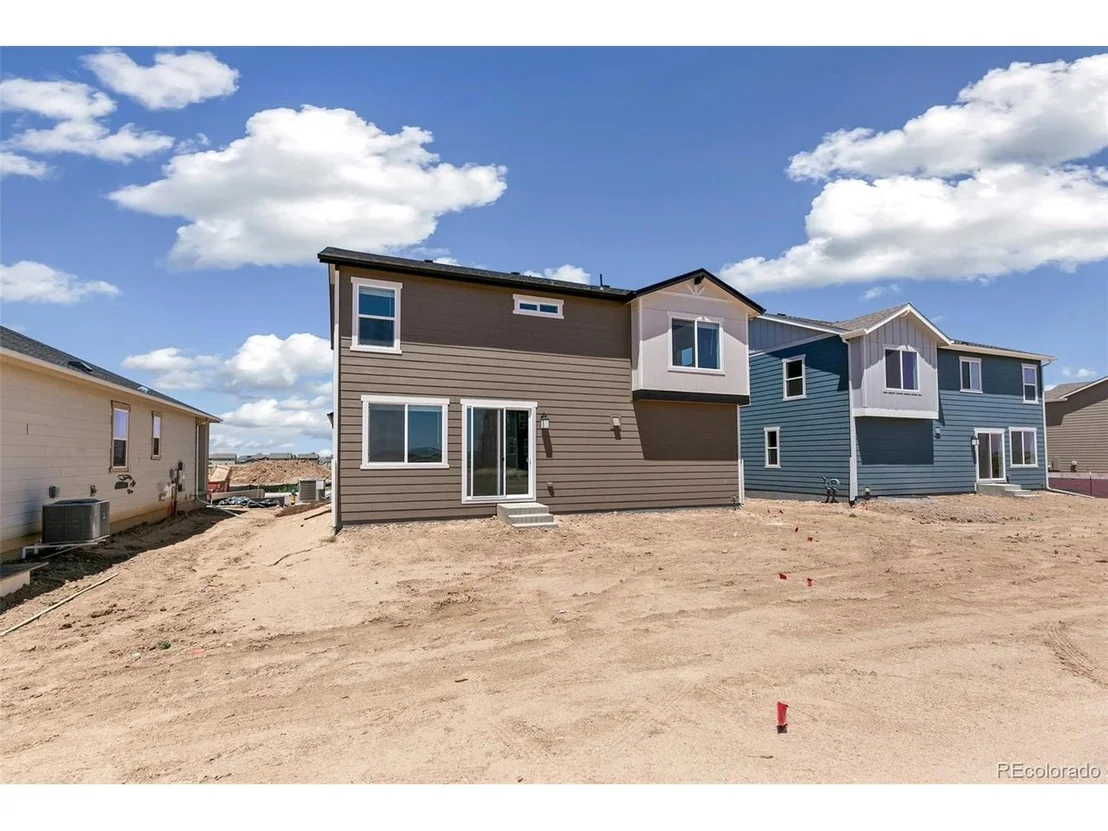 Photo of 47378 Bluebell Ave