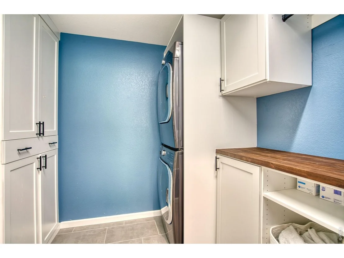 Photo of 4933 Eagan Cir