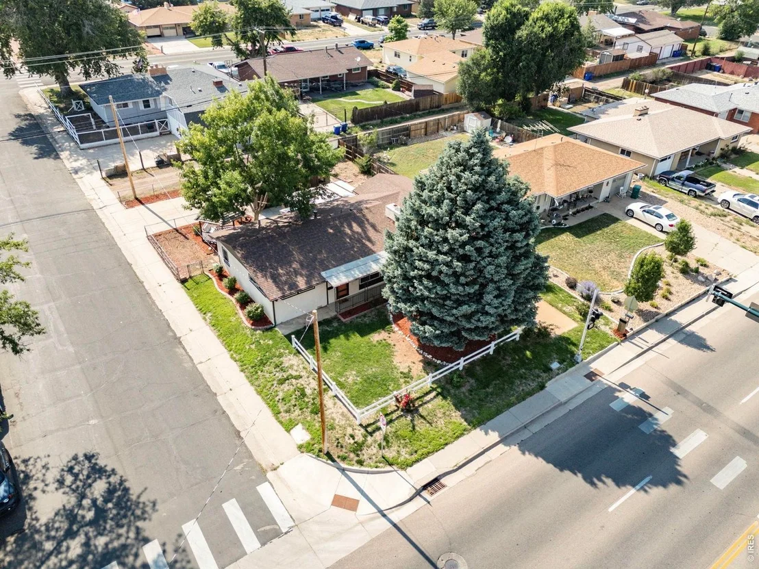 Photo of 721 35th Ave