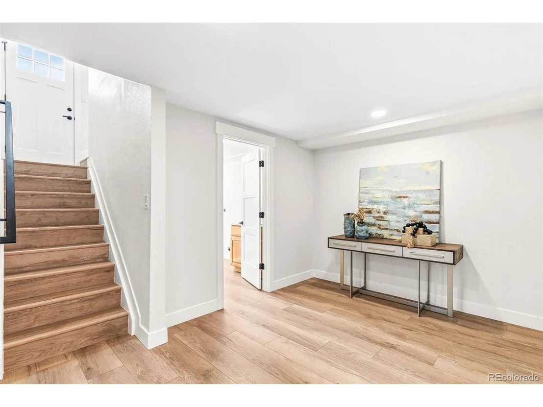 Photo of 3100 W Denver Pl