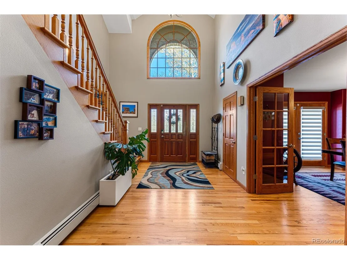 Photo of 6137 Colorow Dr