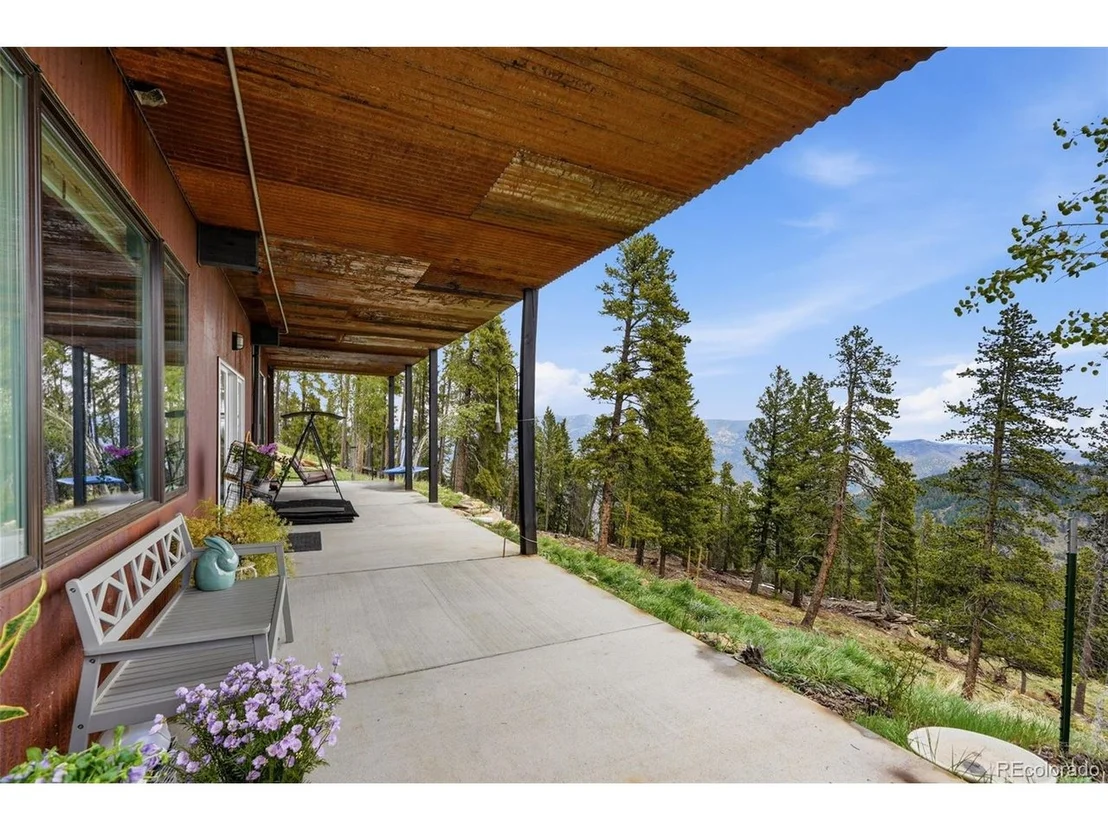 Photo of 1620 Saddle Ridge Dr