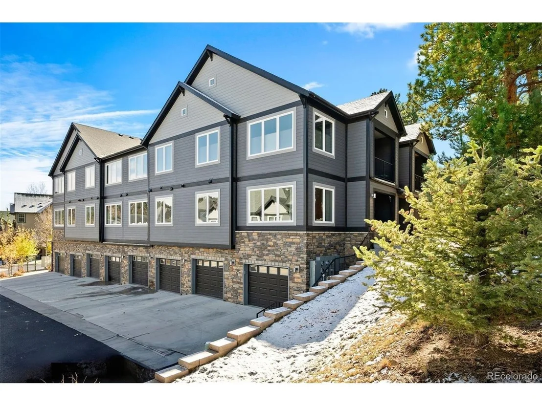 Photo of Unit 302 at 31192 Black Eagle Dr