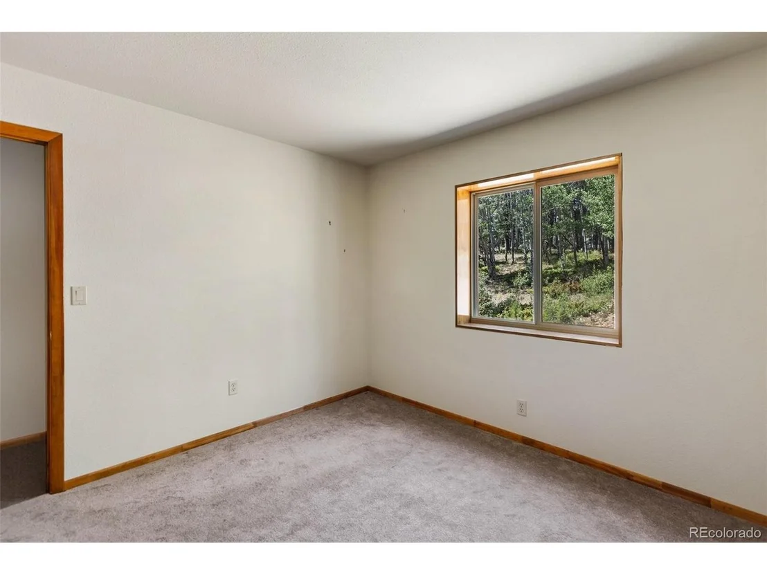 Photo of 1054 Cantiberry Rd