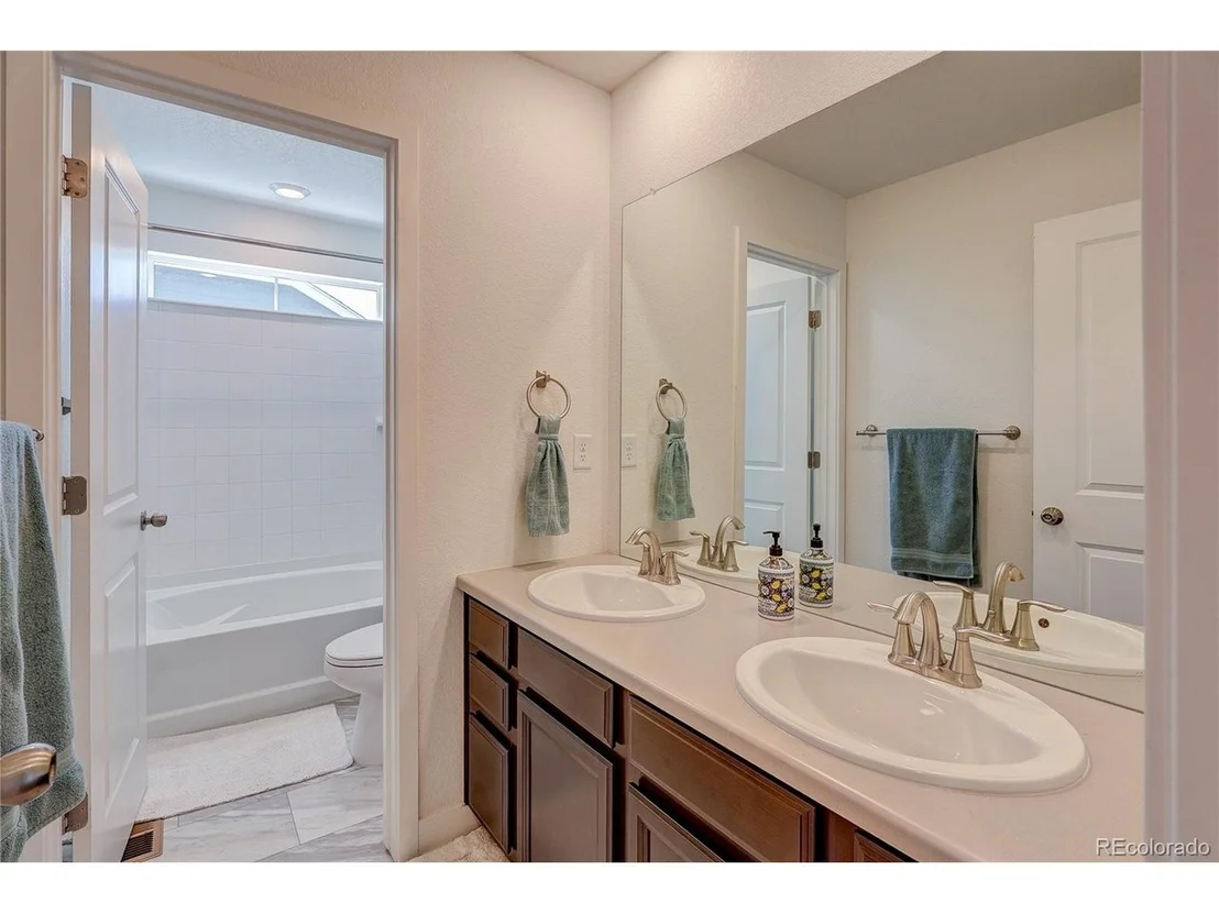Photo of 5217 Inland Ave
