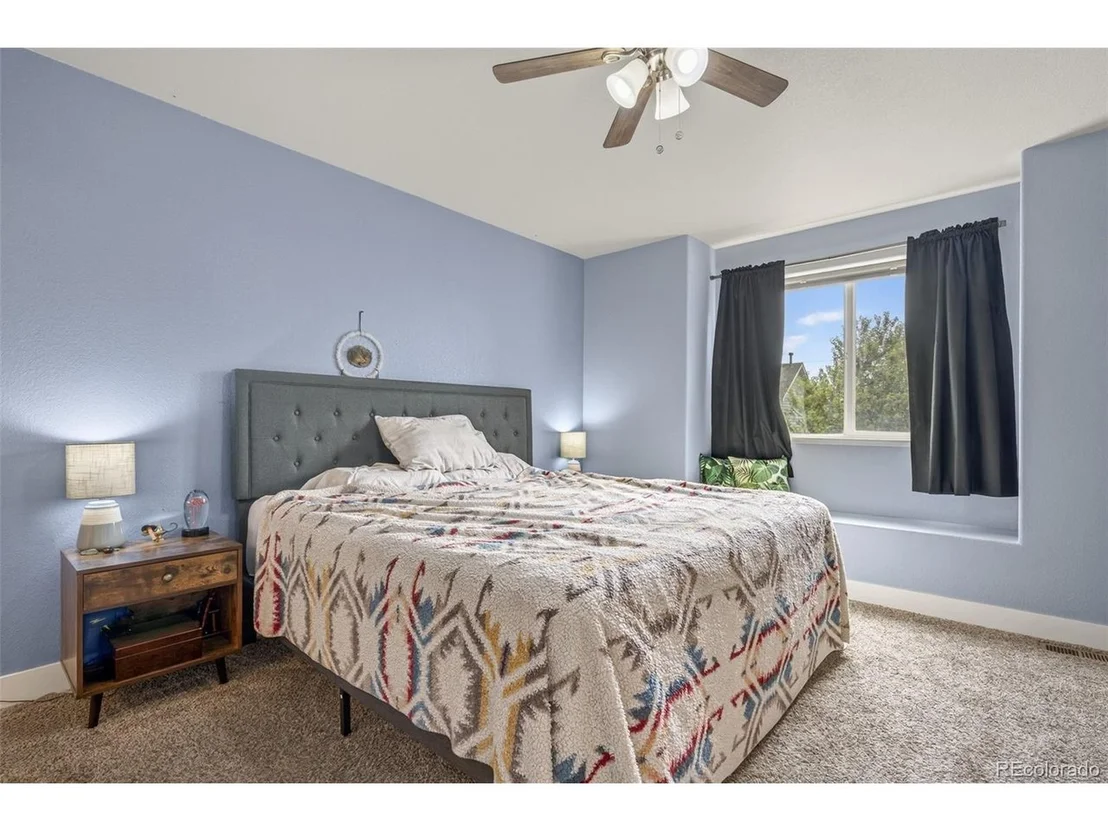 Photo of 884 Cliffrose Way