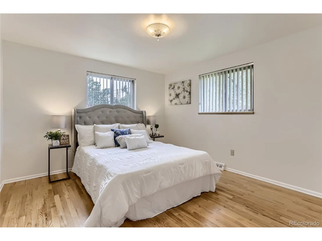 Photo of 5349 Flower Cir