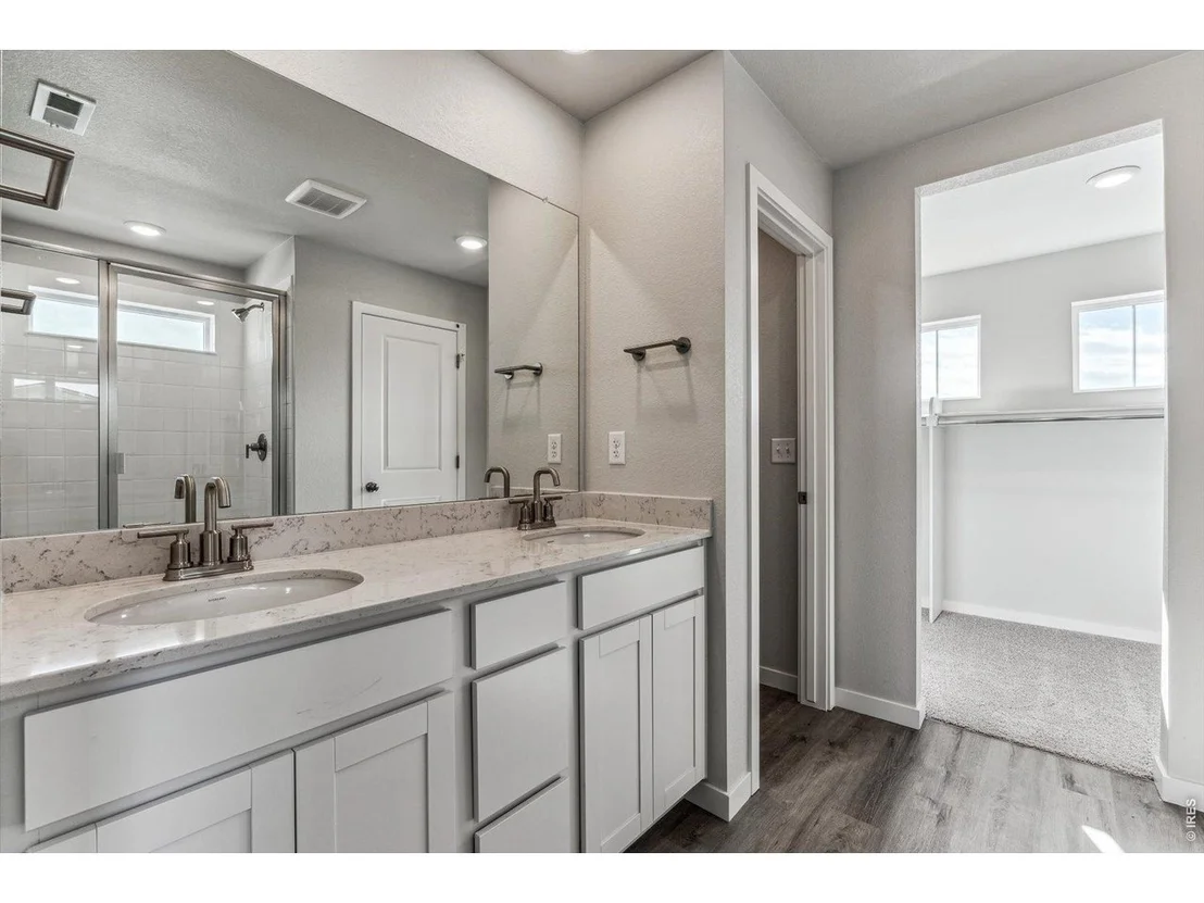 Photo of 814 Kettlepond Way