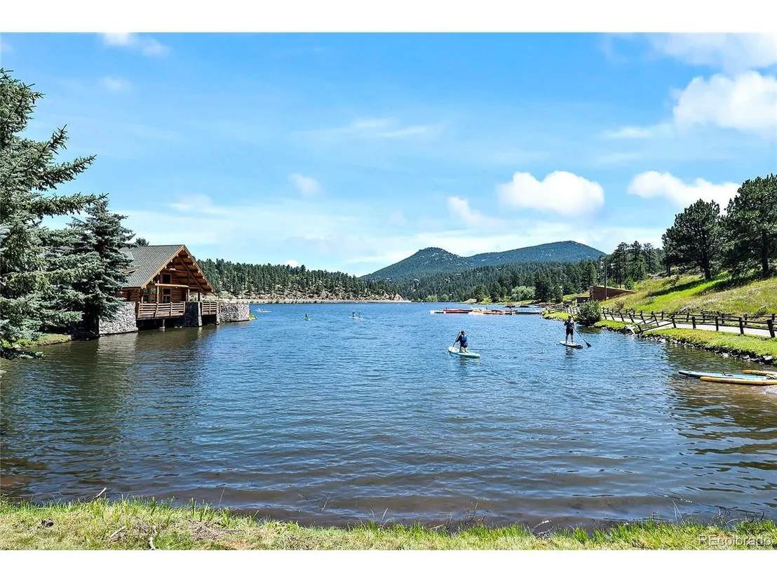 Photo of 129 Martin Dr