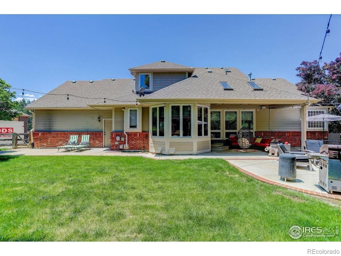 Photo of 2130 Parkview Dr