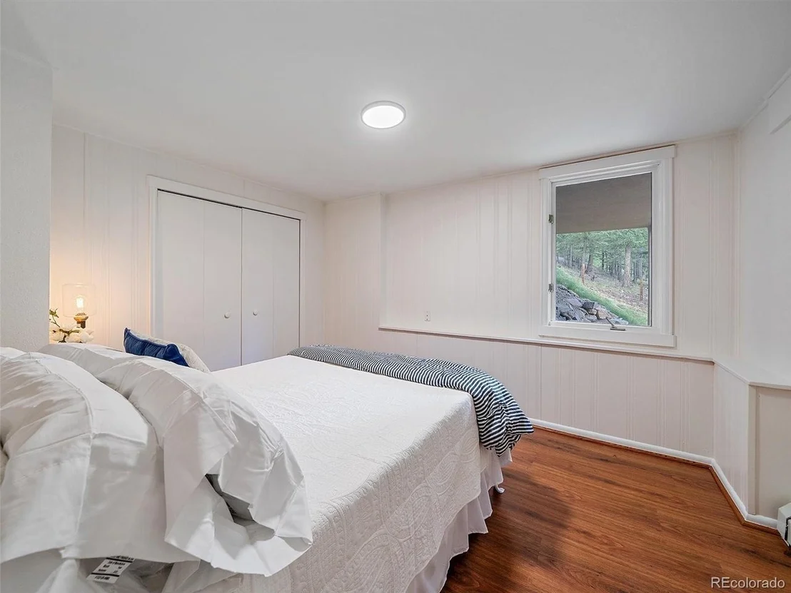 Photo of 254 Juniper Ln