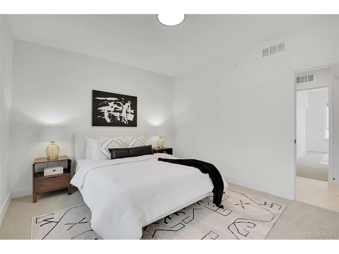 Photo of 9081 Westminster Blvd