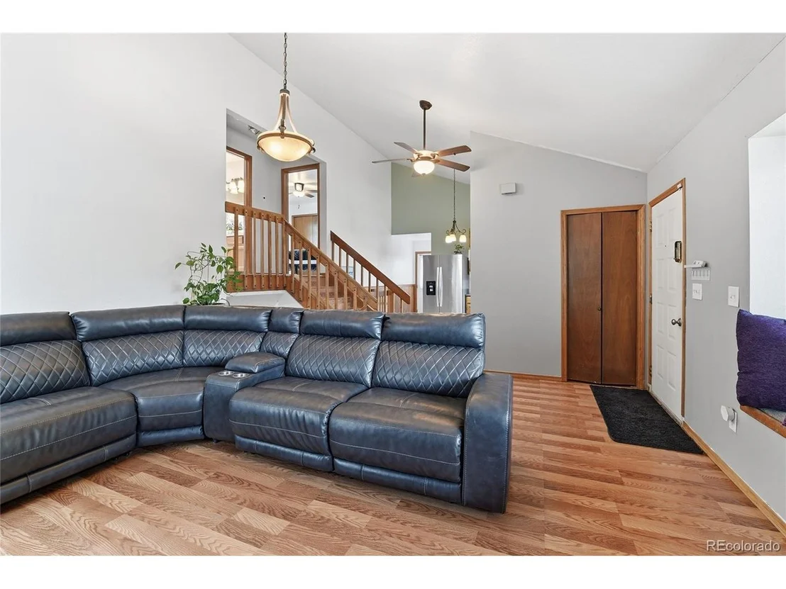 Photo of 450 N 9th Pl