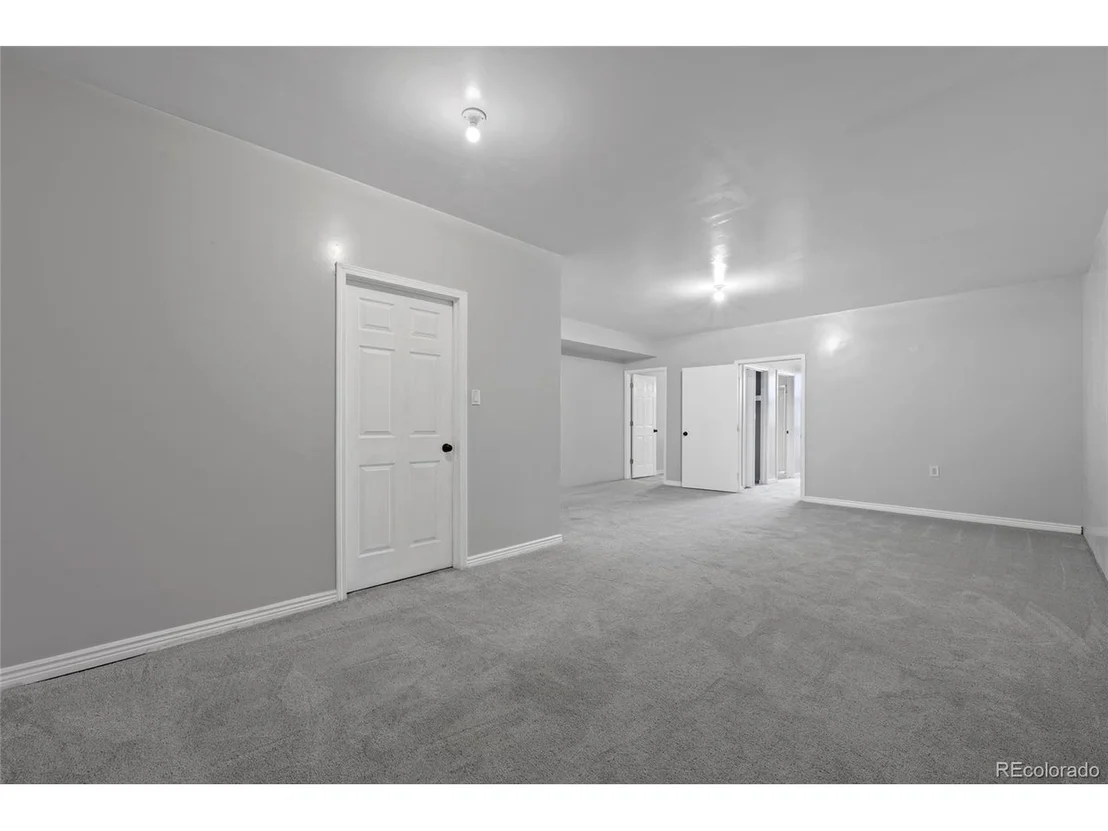 Photo of 21151 E Highway 30