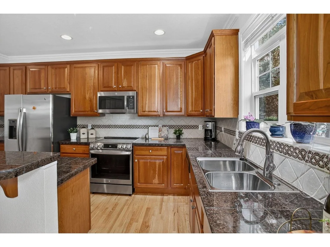 Photo of 1095 Terrace Cir S