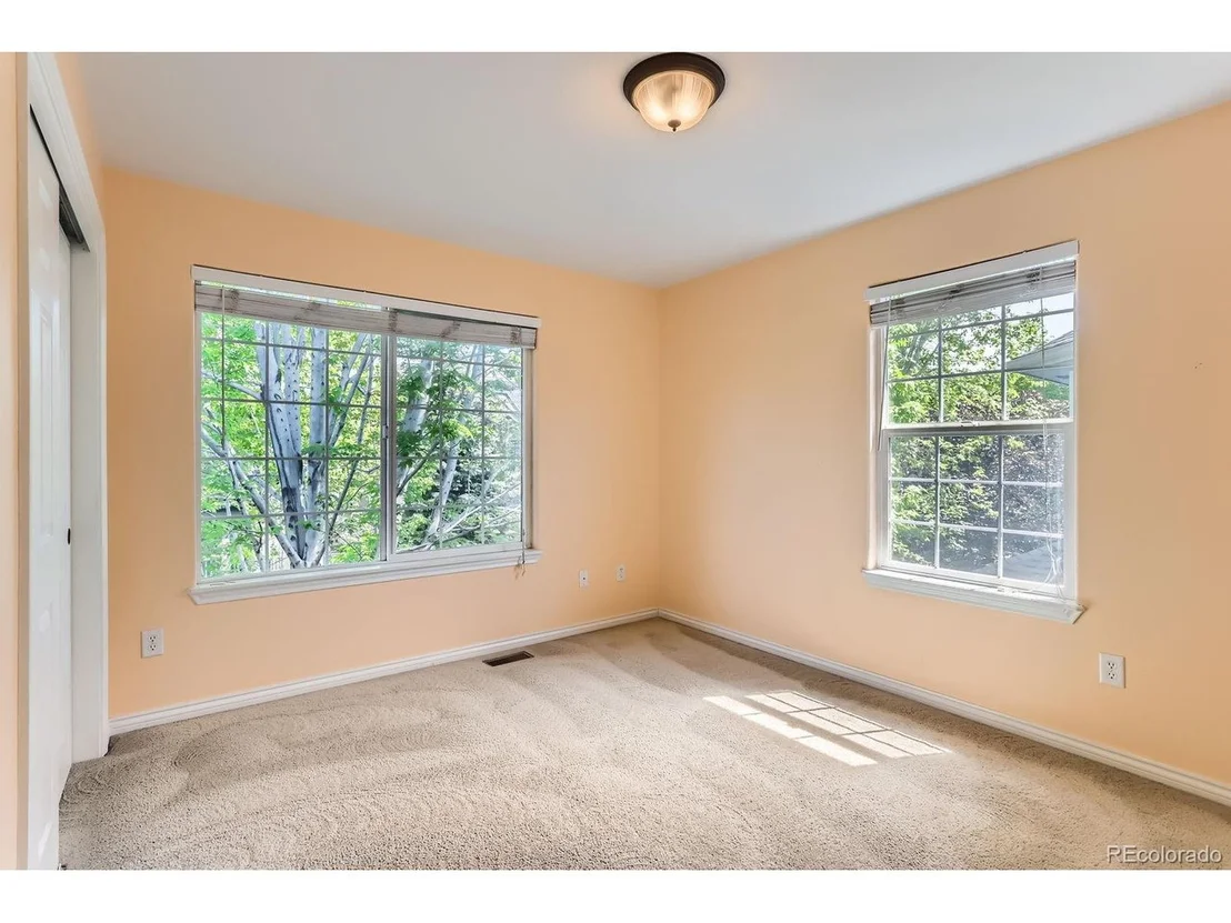 Photo of 511 Noel Ave