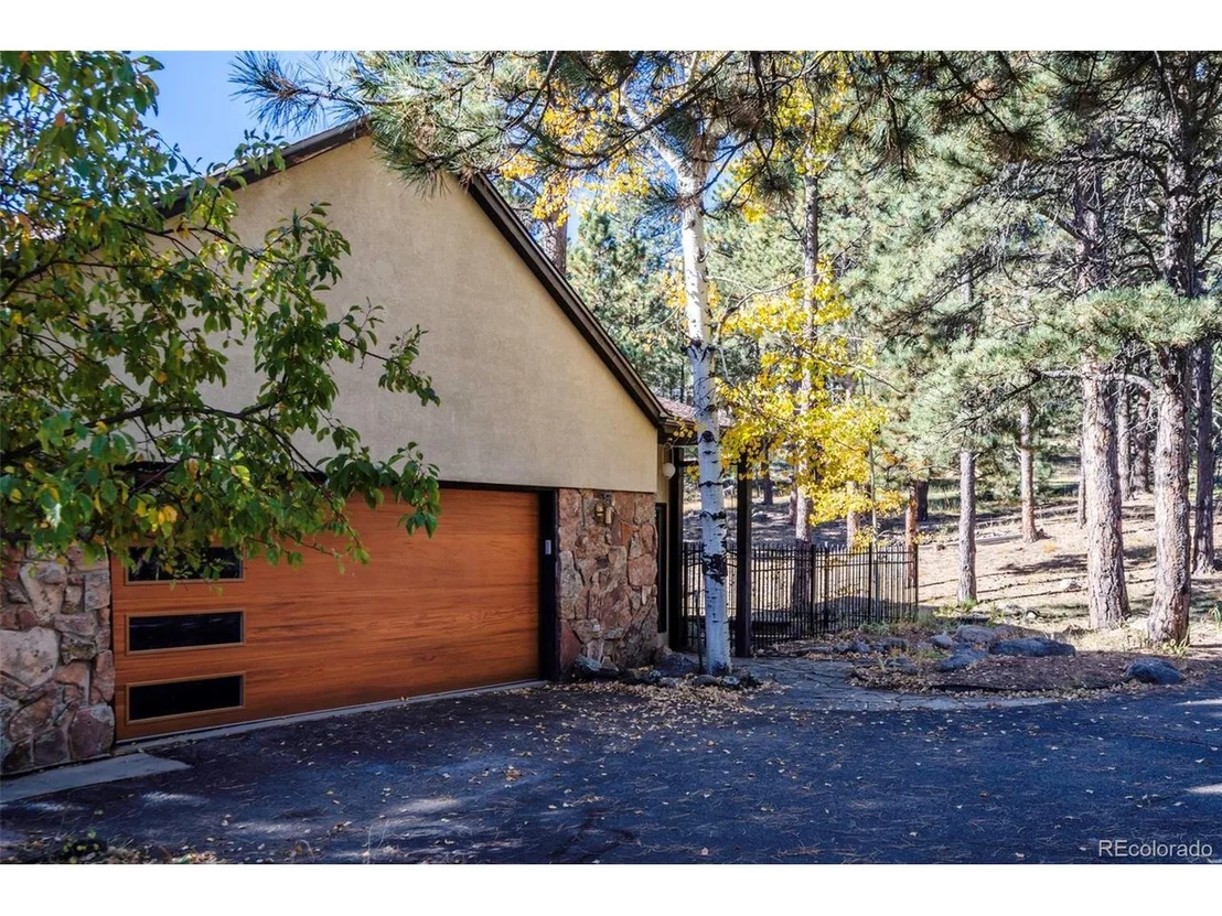 Photo of 225 Bristlecone Way