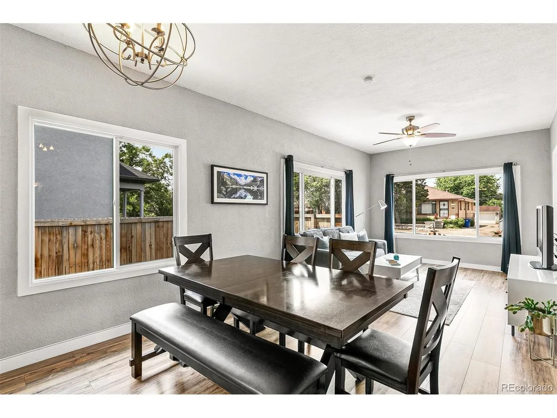 Photo of 3954 Sheridan Blvd