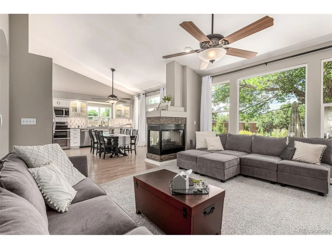 Photo of 392 Driftwood Cir