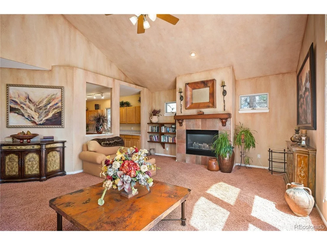 Photo of 6935 Sprucedale Park Way