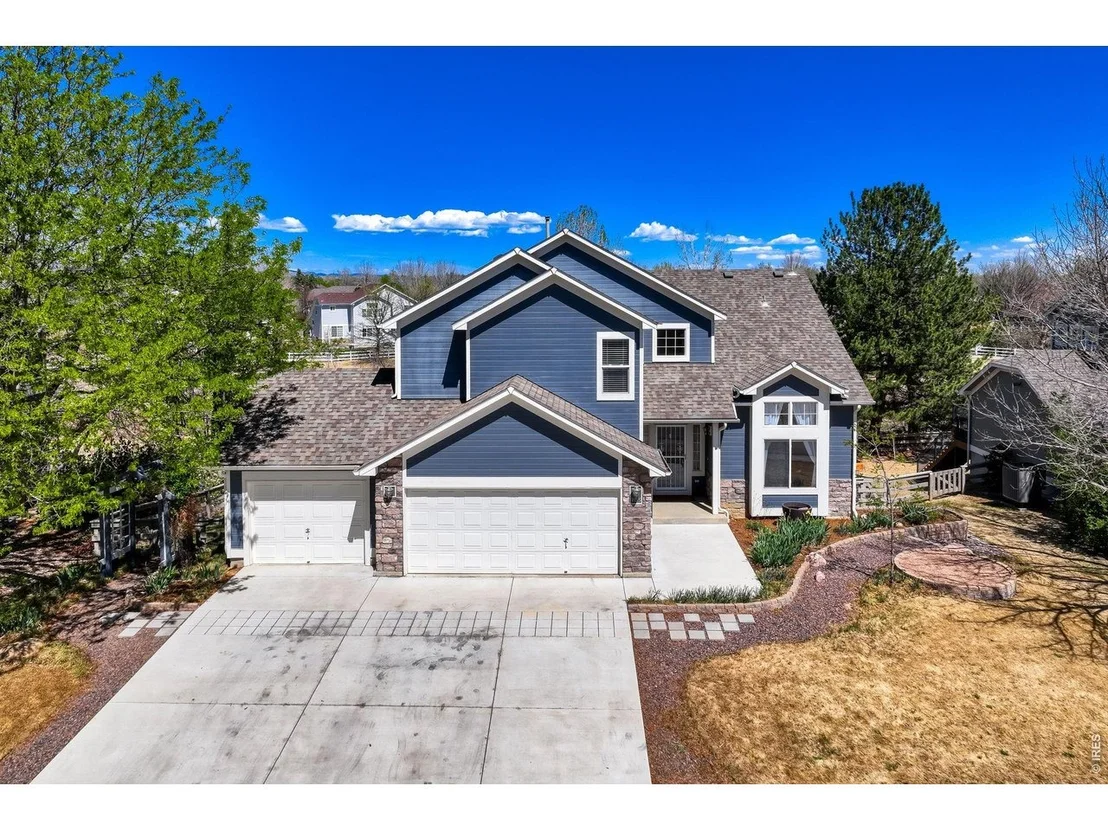 Photo of 3965 Hawthorne Cir