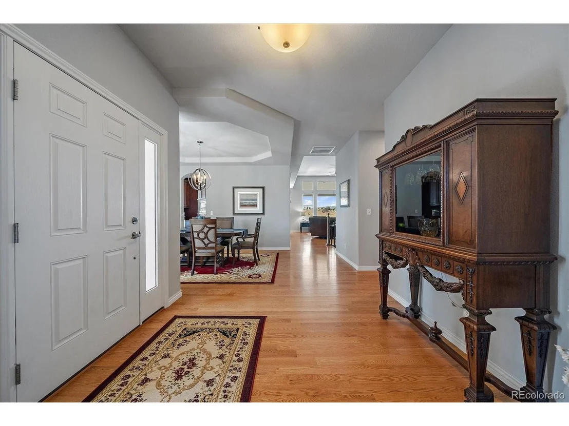 Photo of 8412 Quaker Cir