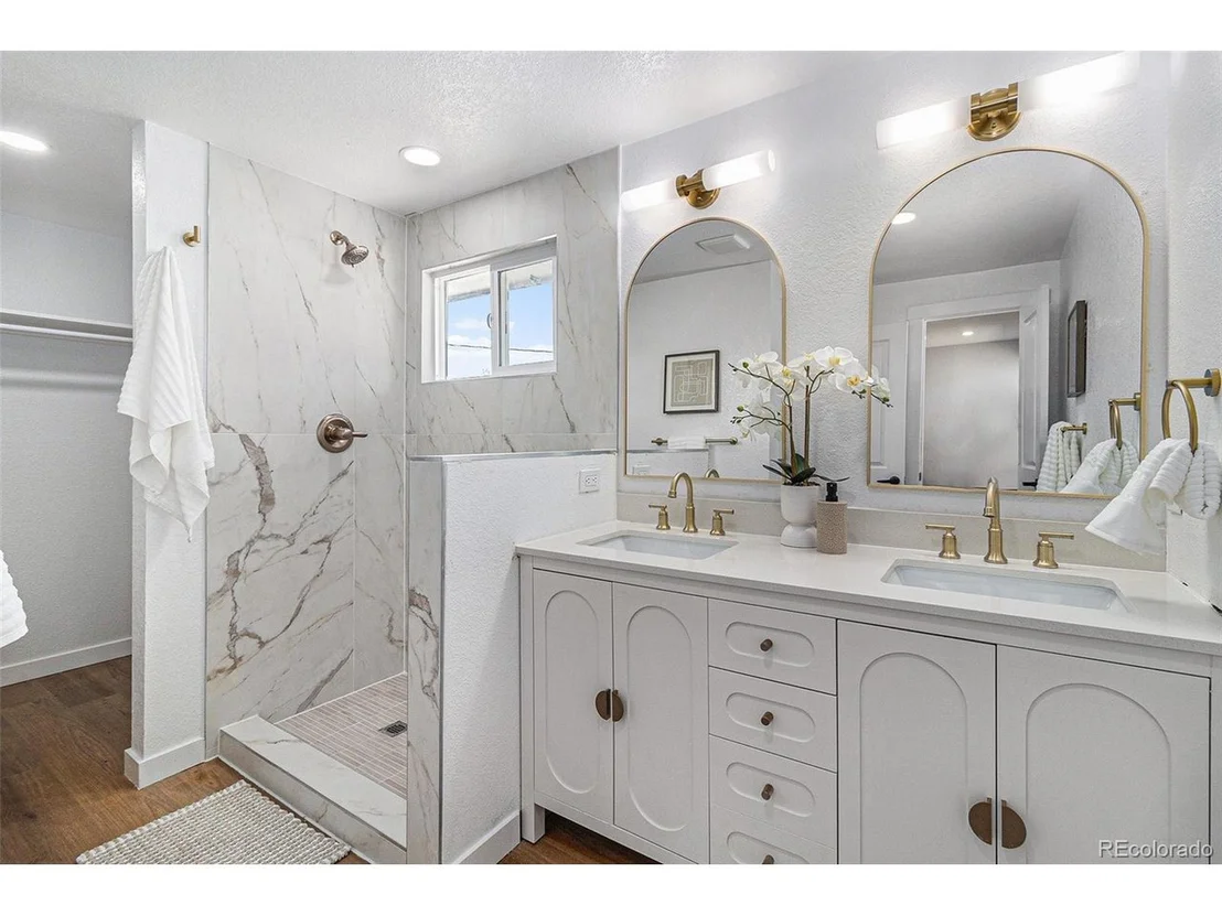 Photo of 6711 Field St