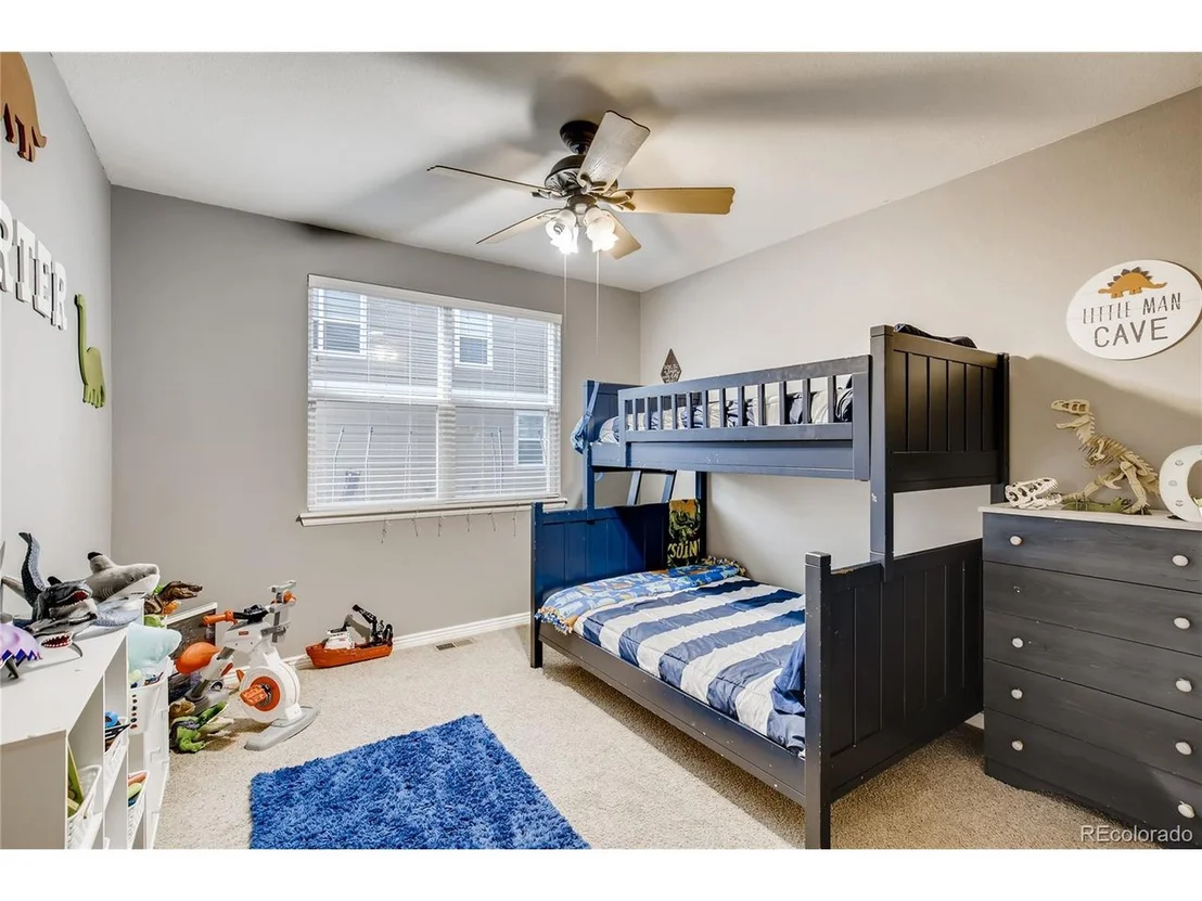 Photo of 6983 Sunburst Ave