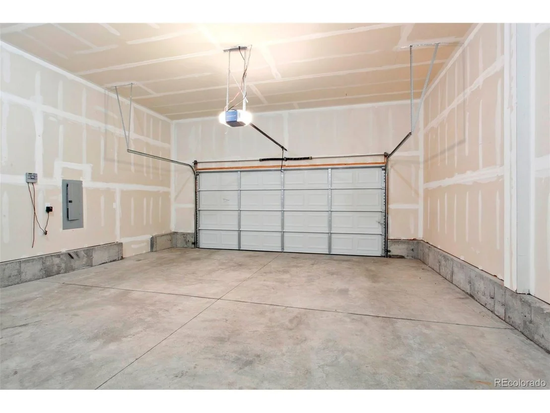 Photo of 17885 Mining Way