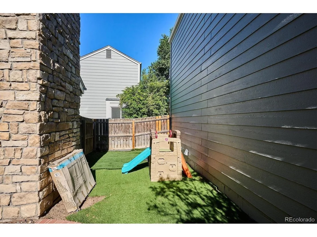 Photo of 11601 E Cornell Cir