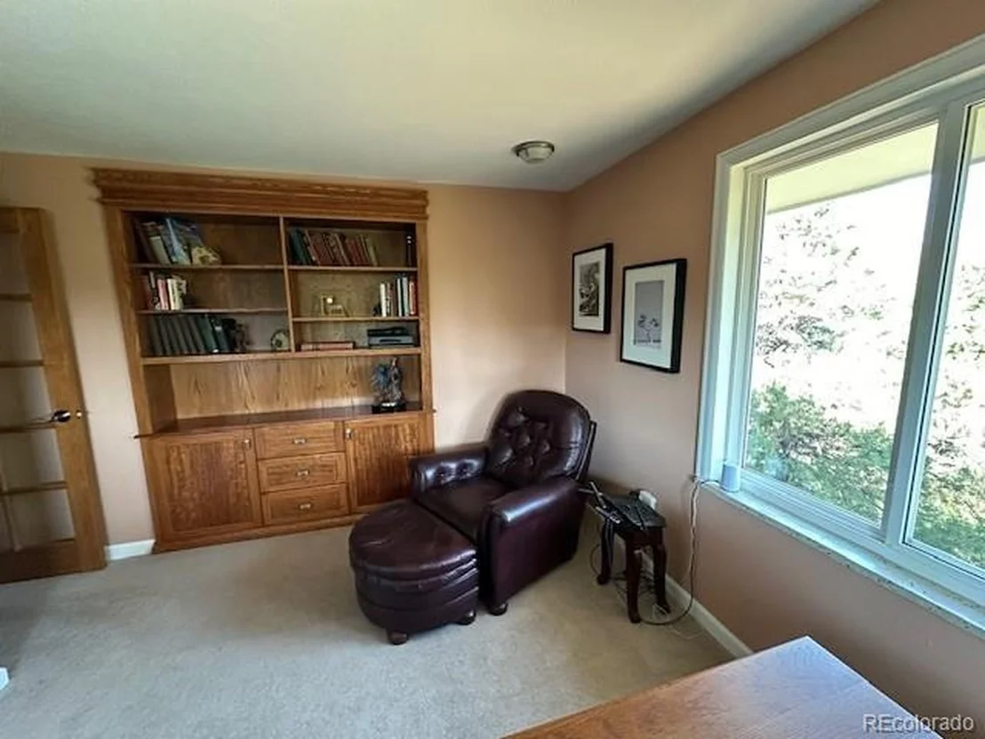 Photo of 6227 Colorow Dr