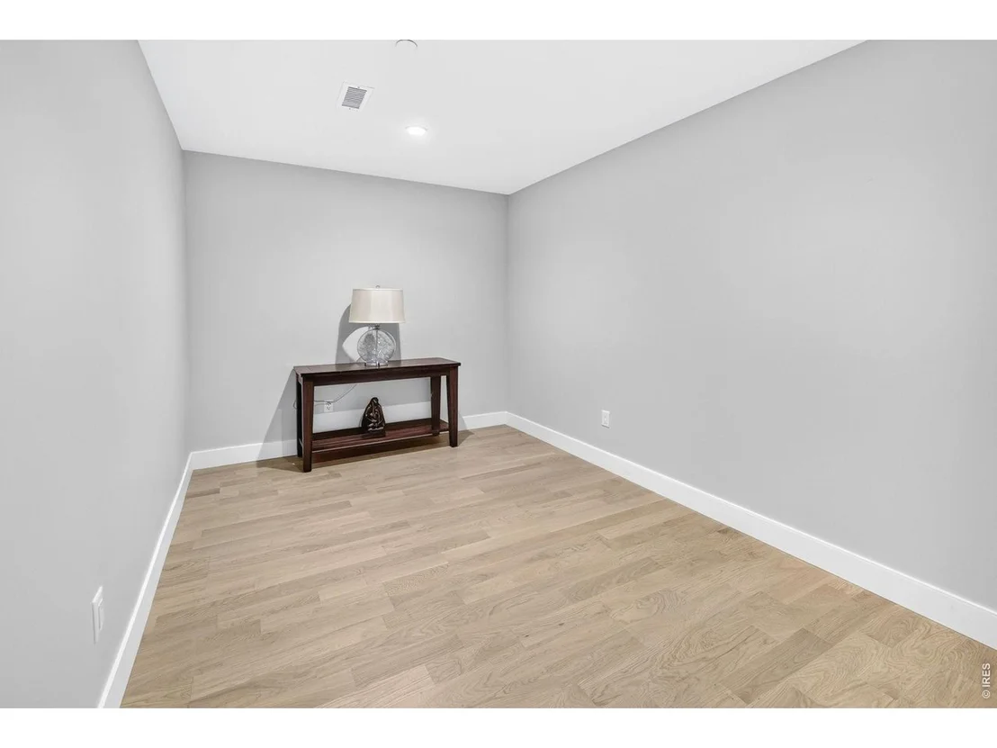Photo of Unit 205 at 2718 Pine St