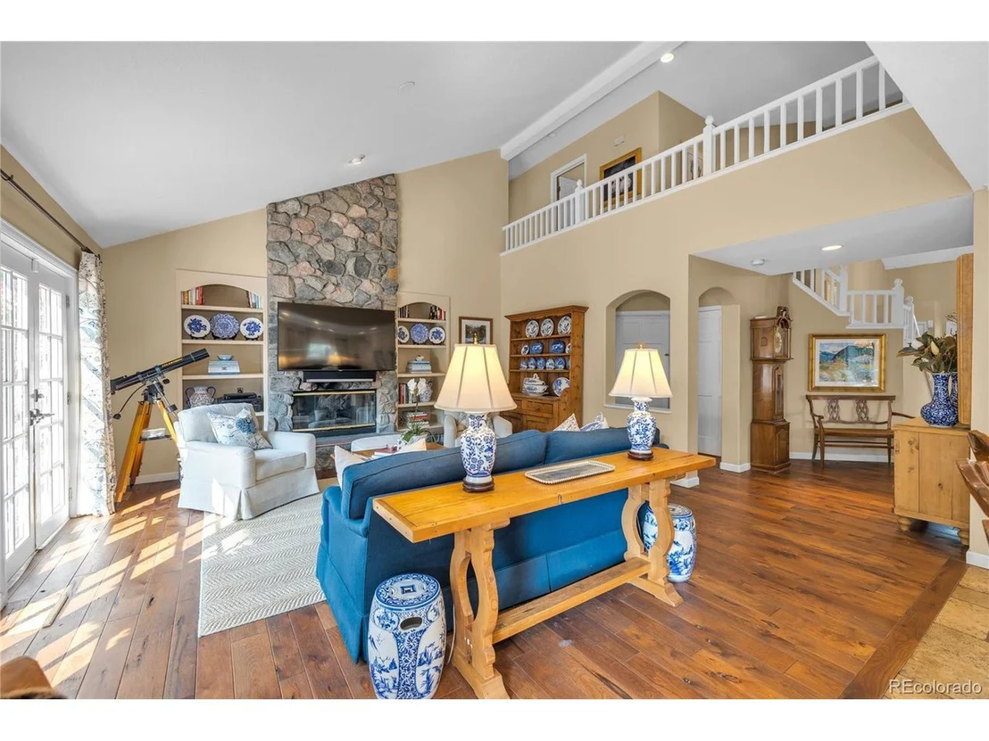 Photo of 31635 Canyon Cir