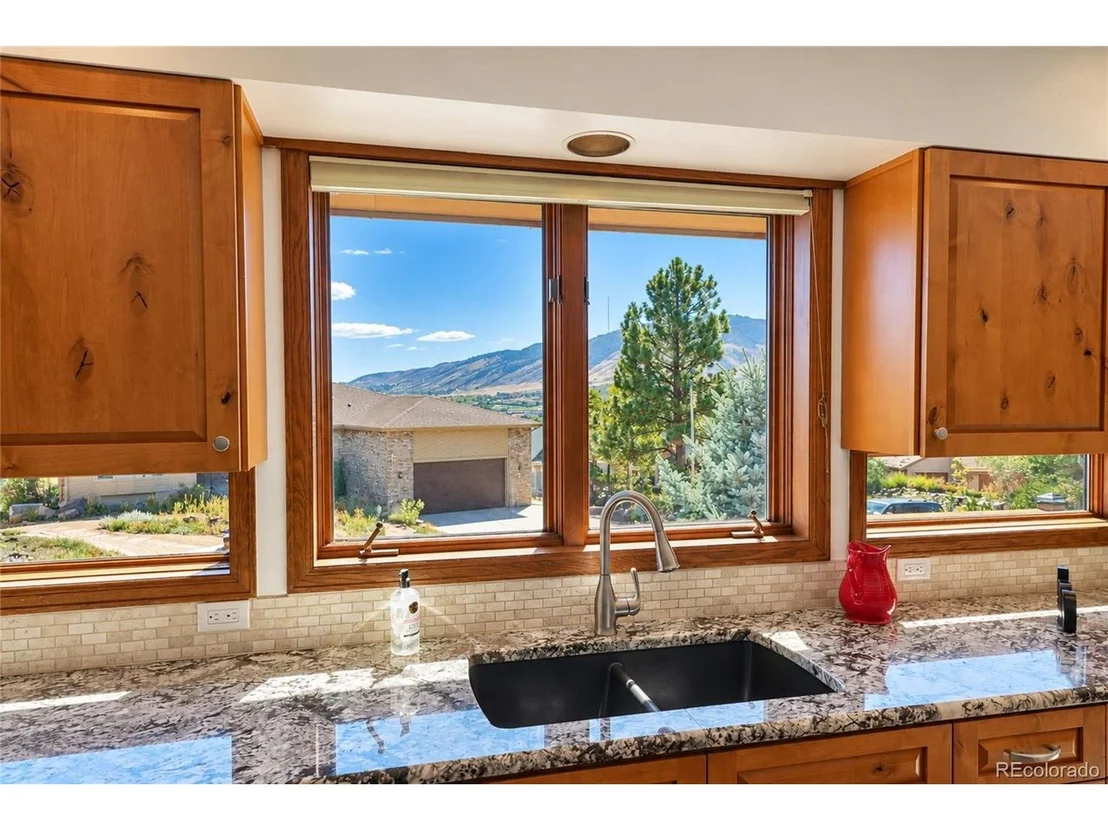 Photo of 815 Partridge Cir