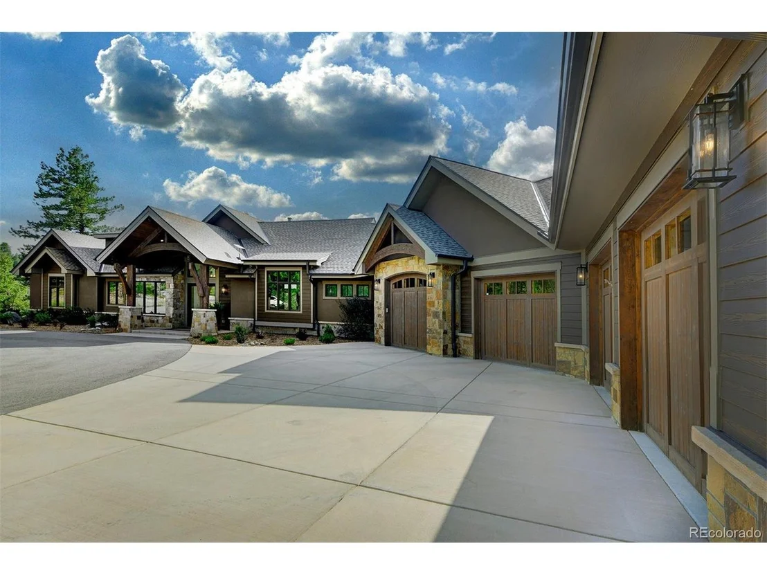 Photo of 4331 Hilltop Rd