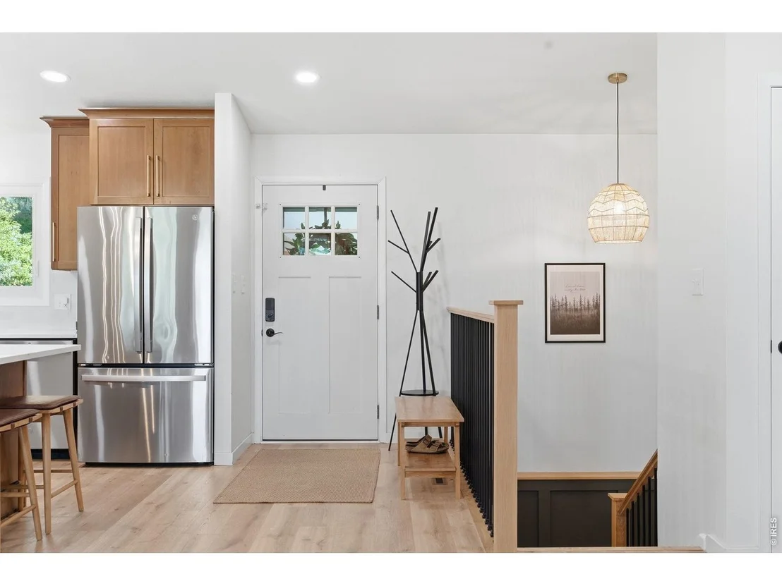 Photo of 817 Parkview Dr