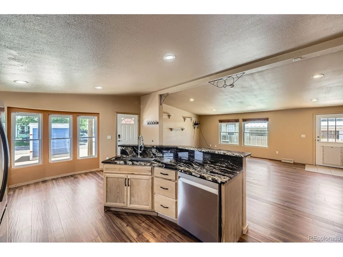 Photo of 253 Cherokee Pl