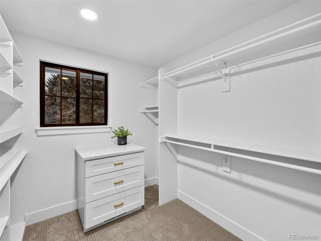 Photo of 3051 Joyce Way