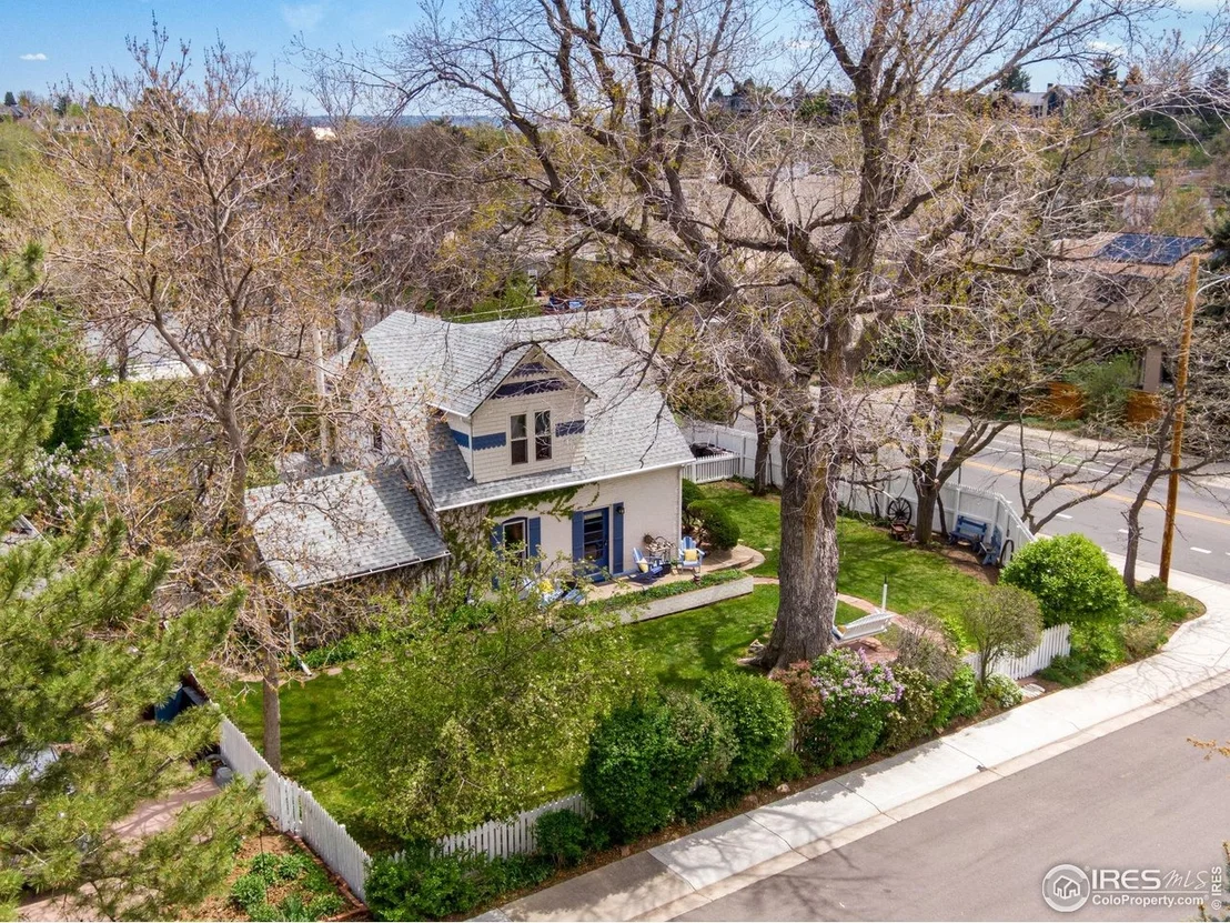 Photo of 1503 Balsam Ave