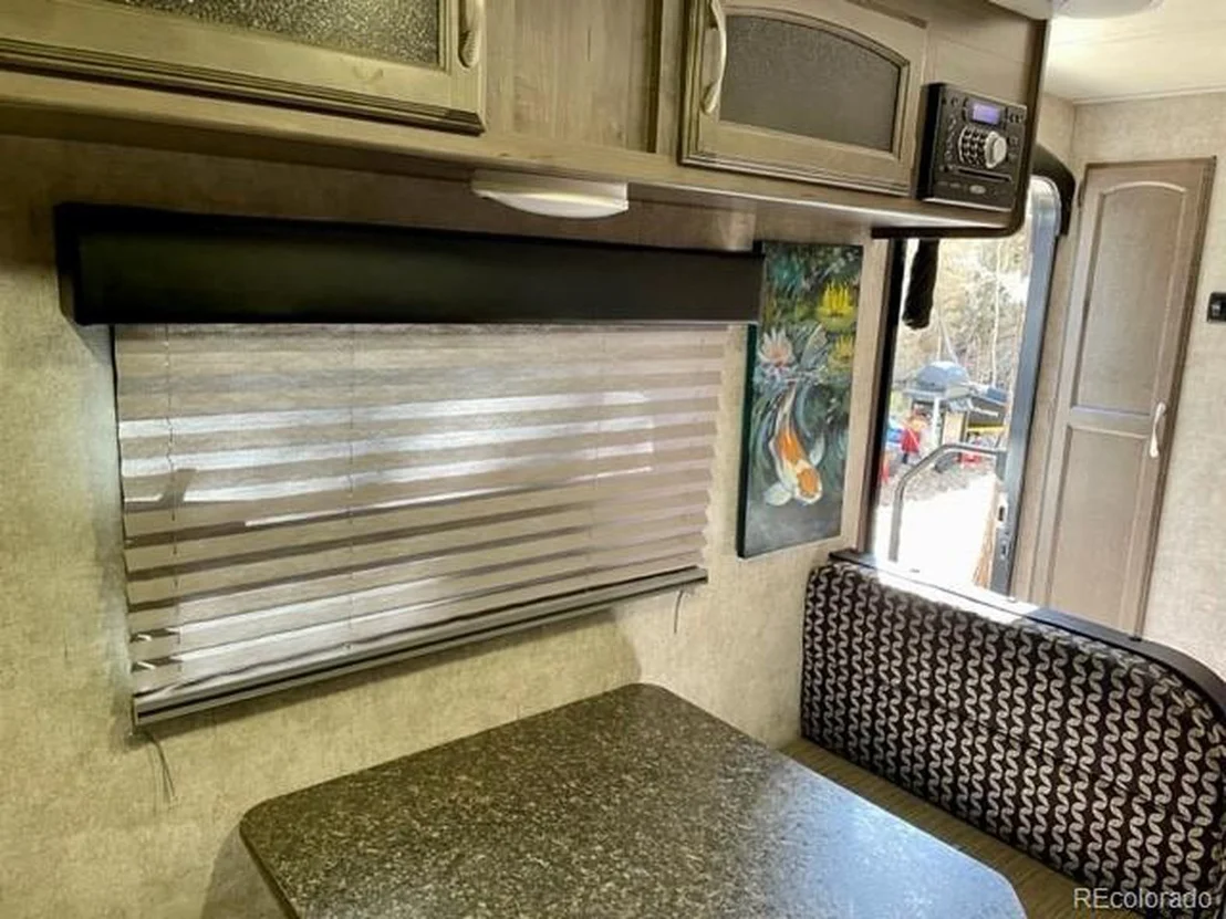 Photo of 694 Crow Valley Rd