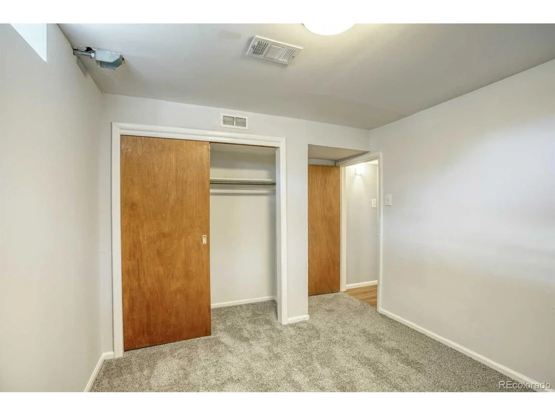 Photo of 131 Marigold Dr