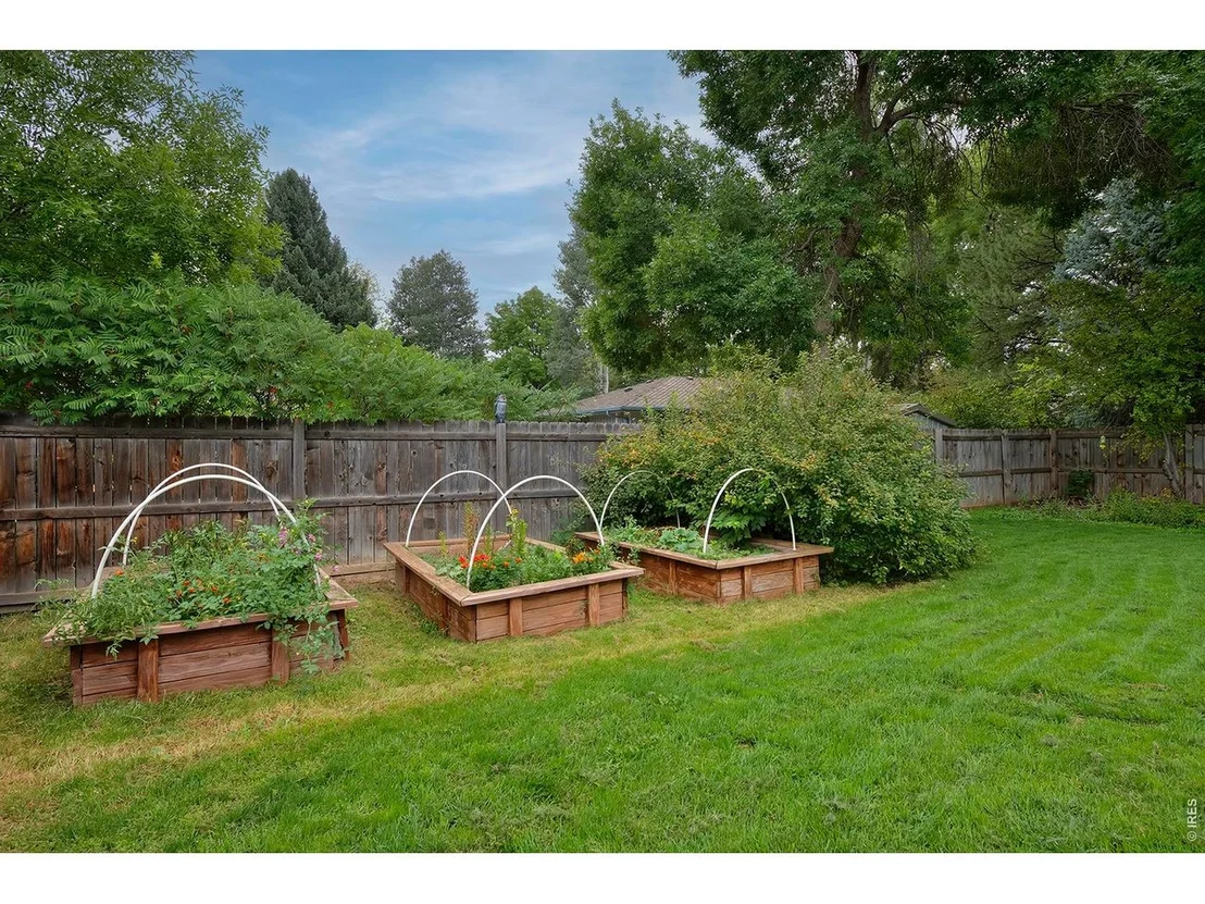 Photo of 761 Cherokee Dr