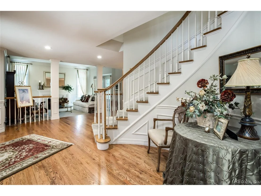 Photo of 7013 S Locust Cir