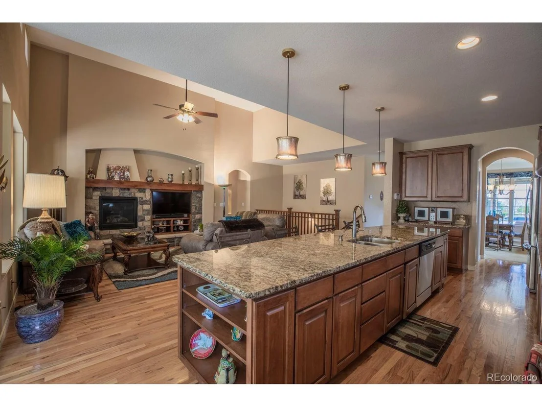 Photo of 2354 S Juniper Cir