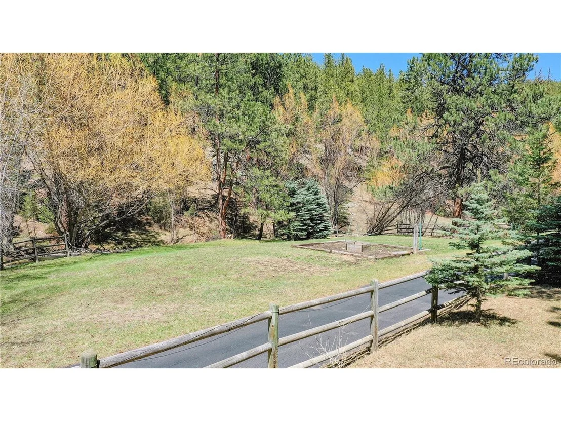 Photo of 32081 Eagle Brook Dr